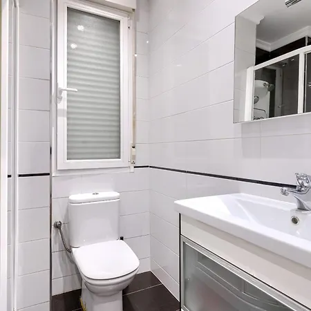 Encantadora Vivienda Turistica A Orillas De La Ria * Бильбао